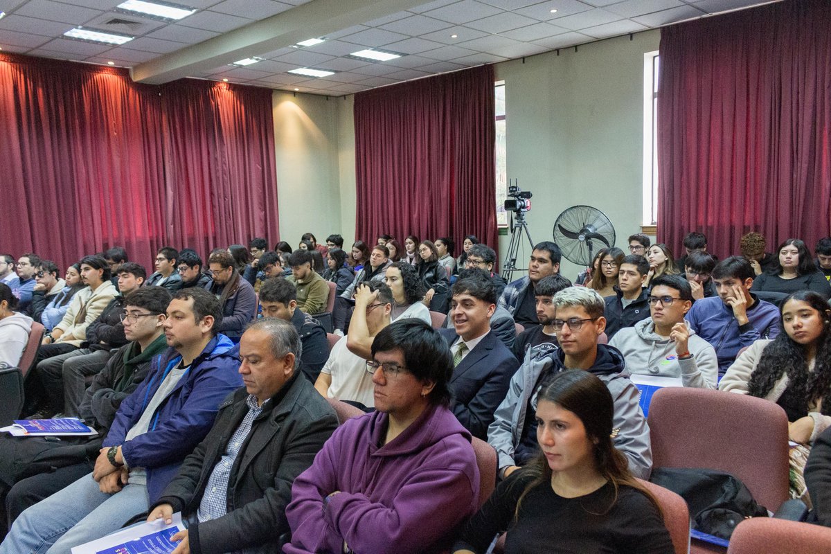 En diferentes espacios de la <a href="/ubbchile/">U. del Bío-Bío</a>, vivimos el XVIII Congreso de Economía y Desarrollo Regional, con alrededor de 20 ponencias. Gracias a las 150 personas que asistieron a esta instancia de aprendizaje y reflexión 💛. Revive parte del evento aquí: youtube.com/watch?v=TgytVt…