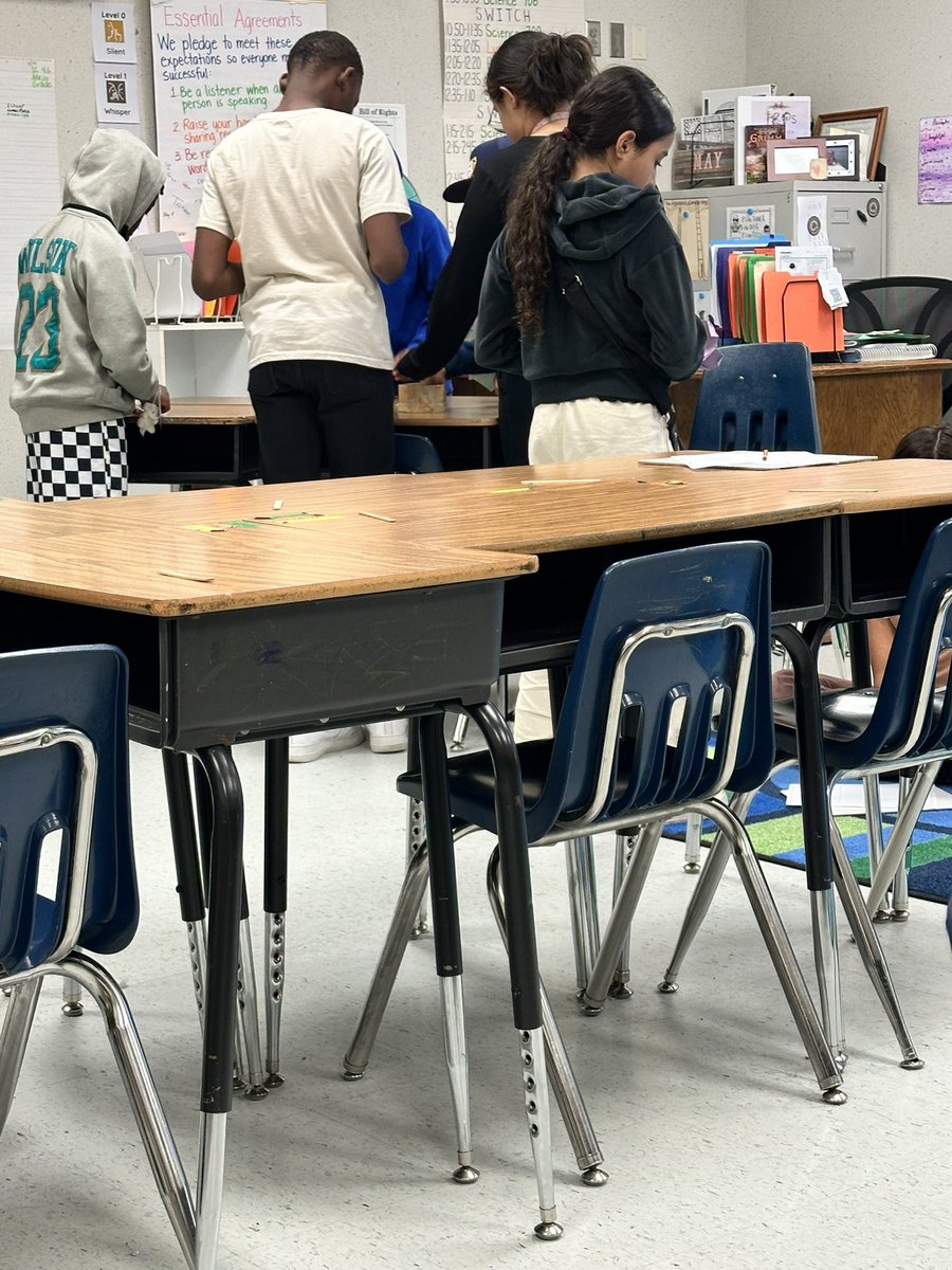 KujawaIBLibrary's tweet image. Engineering design process is fun!  What will make our paper airplanes fly straight and far? @CricketMediaInc #TryEngineeringTogether #KujawaEngineeringClub @AldineISD @AldineSTEM