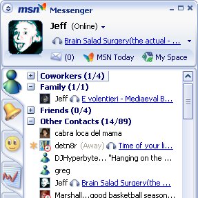 No sé ustedes, pero yo sí extraño Messenger Live.

Ver quién estaba conectado, qué canción escuchaba…

Si no querías hablar, te ponías "Desconectado", no desactivabas los vistos.

Era más simple. Y, de algún modo, más honesto.