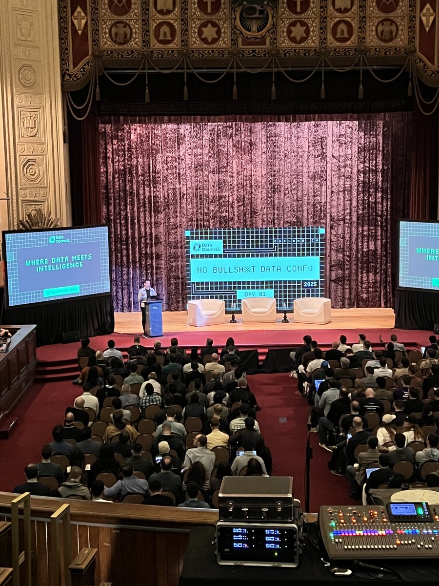 Keebo (@keeboinc) on Twitter photo That's a wrap! Thank you for the great event, <a href="/DataCouncilAI/">Data Council</a> - lots of informative sessions, excellent discussions, and fun events! #DataCouncil25 That's a wrap! Thank you for the great event, <a href="/DataCouncilAI/">Data Council</a> - lots of informative sessions, excellent discussions, and fun events! #DataCouncil25