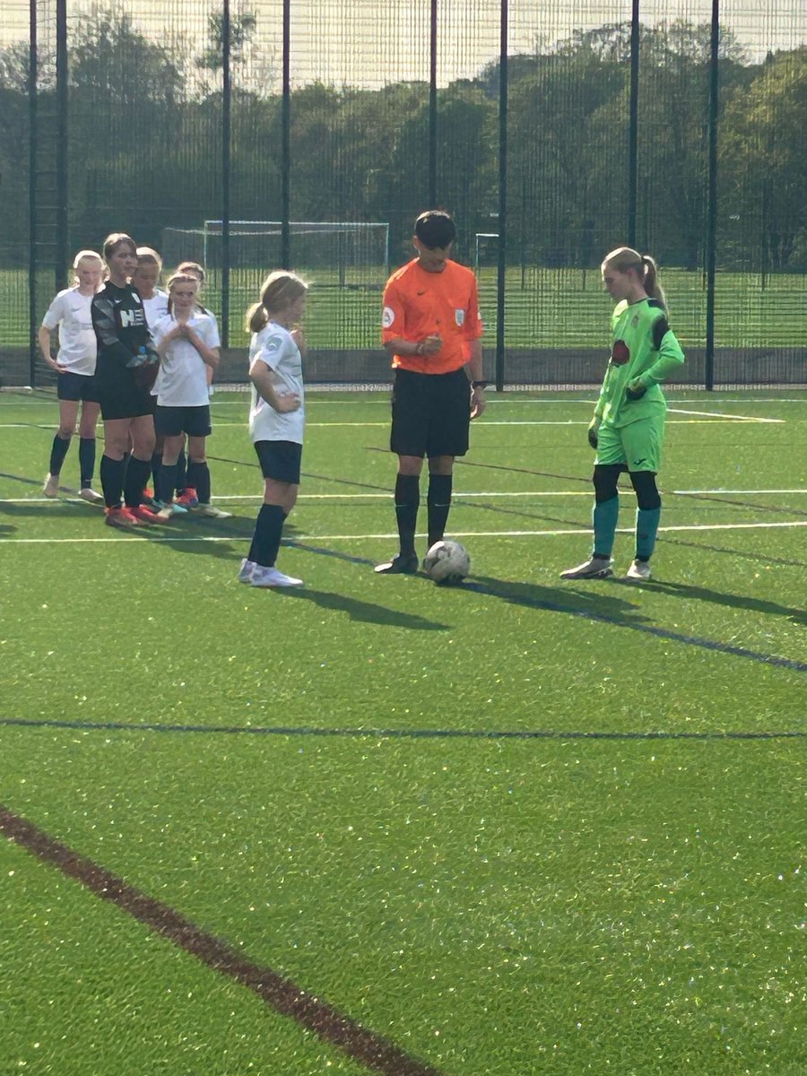 PrestonCityTeam's tweet photo. U11 girls win away today vs Blackburn
4-0. A superb performance
Amelie ⚽️⚽️
Emily ⚽️⚽️ https://t.co/VLUbKTeFIE