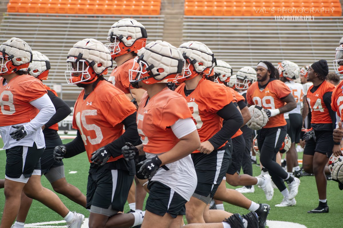 flor3lli's tweet photo. @BearkatsFB https://t.co/GMN2xgsG3B