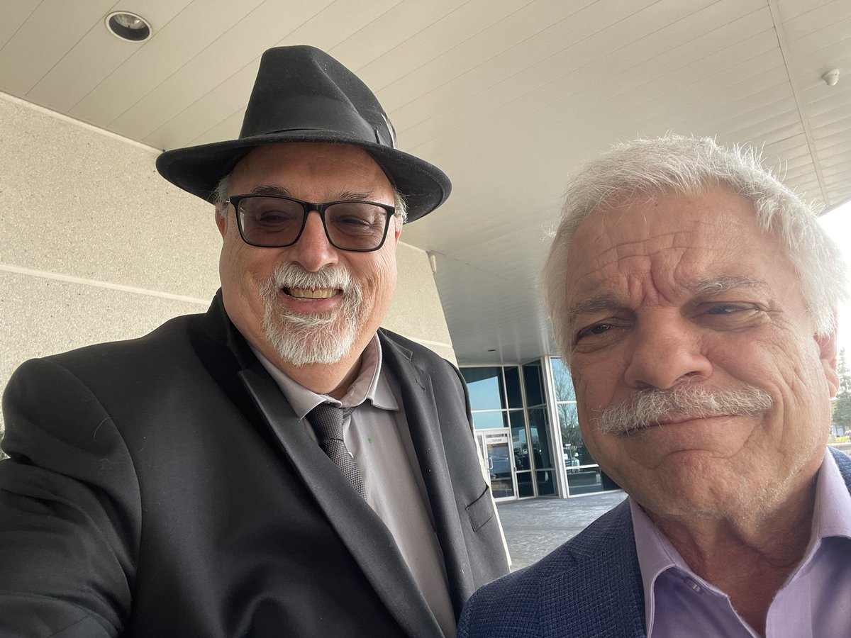gocashking's tweet photo. We here at The Sovereign Awards hopefully to see @Peterthegross take home some hardware for his excellent
Down The Stretch Podcast #GoPeter https://t.co/7HNiQ5D35Q
