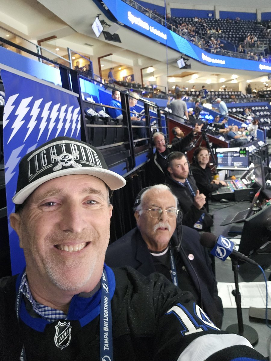 prosportsdjs's tweet image. Game 2 Round 1. Must Win!!. Tonight the @TBLightning and Florida Panthers battle at 630p on TBS. Love the Lightning Vision Crew!! #7pointaudio @GregWolfTBL @prosportsdjs. Love my job!! #GoBolts @phteven02