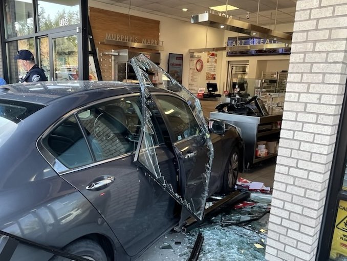 Crews are on-scene after a car crashed into the Papa Murphy’s on 176th St E and Canyon Rd E in Frederickson. Fortunately, there were no injuries to the customers inside the pizza shop or the occupants of the vehicle. The Pierce County Sheriff’s Office is investigating the cause