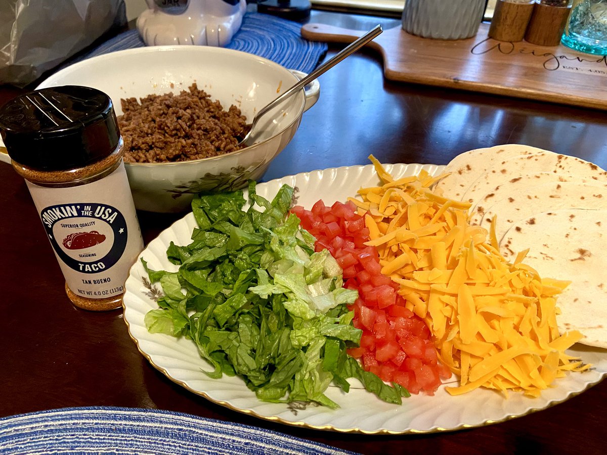 #Smokesignals happening today with <a href="/SmokinintheUSA/">Smokin’ in the USA</a>’s Taco seasoning!! Y’alllllll, it’s sooo good!! Go getchu some!!