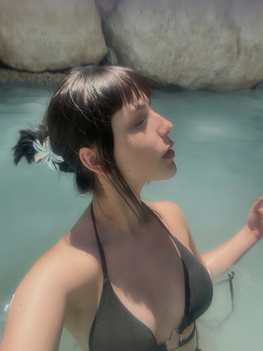 VioletNFLQueen's tweet image. bikini vibes n sunshine makin me feel soo good