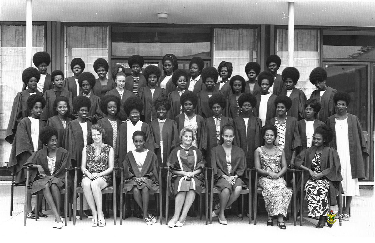 Thevokofficial's tweet photo. A 1970 picture of KNUST female students in Afro hairstyle.

Among them is Nana Konadu Agyeman-Rawlings, Former First Lady of Ghana🇬🇭, who in 1969 served as General Secretary of Africa Hall &amp; in 1971 elected as the Assistant Sec of the KNUST SRC and graduated in June 1972 ⭐⭐⭐ https://t.co/tturcI66oy
