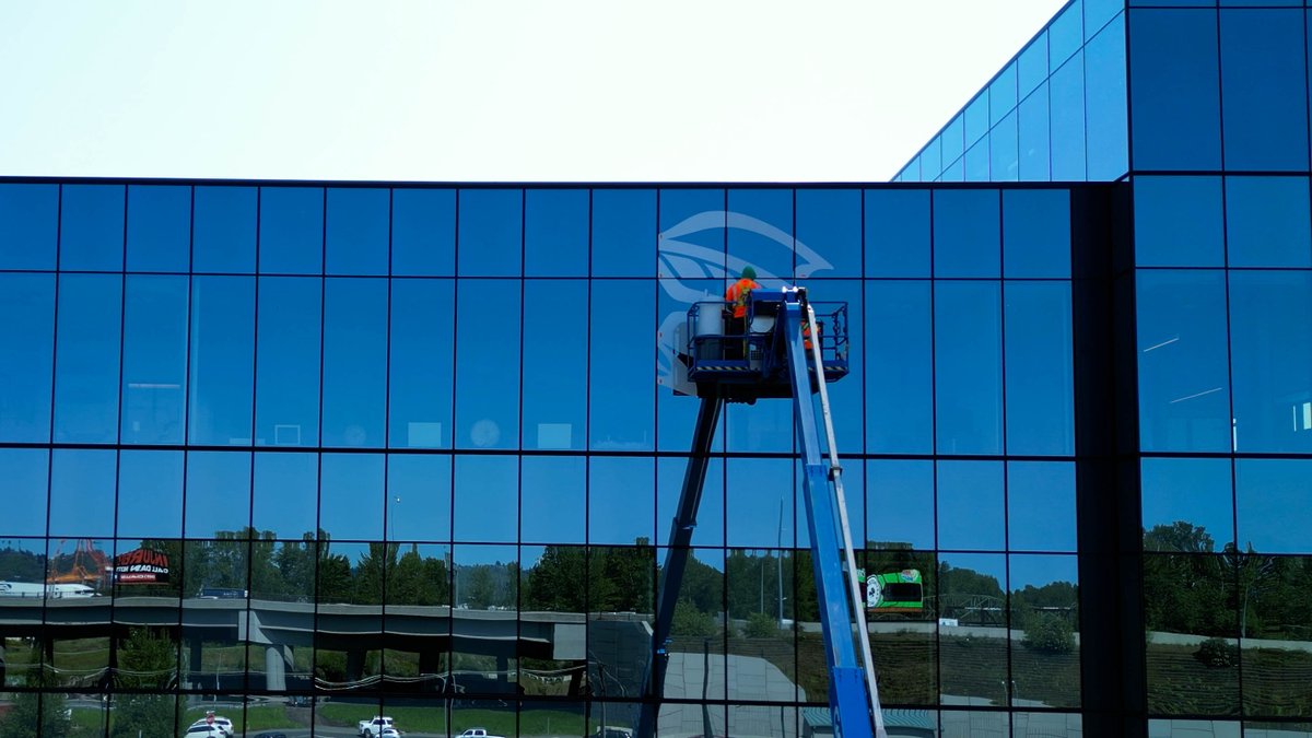 Have you noticed the new look? Two Puyallup Tribe Salmon Logos were just added to the new Administrative Building. Honoring our connection to the salmon and the land 🌿 Check it out next time you are driving down I-5!