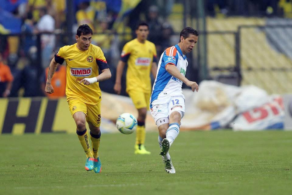 Gringo ❤️🖤 (@gringo_ldacr) on Twitter photo #TBT Cuando el idolo Pablo Daniel Antonio Gabas jugó con los Gallos Blancos del Querétaro , equipo de la Liga MX.
En la imagen aparece Pablo Gabas , Rubens Sambueza y atrás de estos 2 , aparece Raúl Alonso Jimenez.
<a href="/gabascr/">Pablo Gabas</a> ❤️🖤 #TBT Cuando el idolo Pablo Daniel Antonio Gabas jugó con los Gallos Blancos del Querétaro , equipo de la Liga MX.
En la imagen aparece Pablo Gabas , Rubens Sambueza y atrás de estos 2 , aparece Raúl Alonso Jimenez.
<a href="/gabascr/">Pablo Gabas</a> ❤️🖤