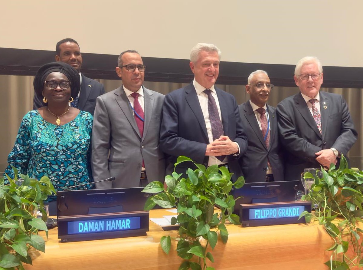 ILO_NewYork's tweet image. At today’s @UNECOSOC Special Meeting on #ForcedDisplacement with @Refugees, @ILO highlighted #DecentWork as key to resilience &amp;amp; peace. Through #PROSPECTS, we’re bridging humanitarian &amp;amp; development efforts together to support displaced persons &amp;amp; host communities. #StrongerTogether