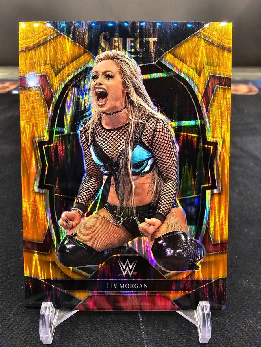 timvfalsefinish's tweet photo. 🚨  GIVEAWAY TIME 🚨

Winner will get a choice between the Two Cards

- CM PUNK OR LIV MORGAN
 
TO WIN 👇 
• REPOST THIS
• FOLLOW MYSELF, &amp; @knockouthub_

#Giveaway #TheHobby #WWE https://t.co/T22ngKuXmB