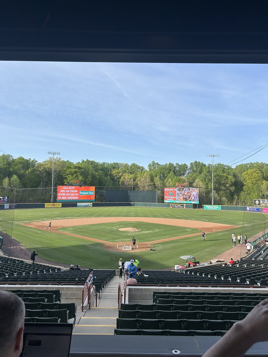 Ryan Martin (@ryanmartinpxp) on Twitter photo 📍 Prince George’s Stadium
In Bowie as <a href="/BaysoxOfficial/">Chesapeake Baysox</a> (Double-A <a href="/Orioles/">Baltimore Orioles</a>, 9-8) host <a href="/AltoonaCurve/">Altoona Curve</a> (Double-A <a href="/Pirates/">Pittsburgh Pirates</a>, 9-8) ⚾️
Pittsburgh’s No. 4 prospect Temarr Johnson bats leadoff for a Curve team on a W4 streak.
Excited to have coverage for Prof. <a href="/ProfBlackistone/">Kevin B. Blackistone</a>! #J382 ⬇️ 📍 Prince George’s Stadium
In Bowie as <a href="/BaysoxOfficial/">Chesapeake Baysox</a> (Double-A <a href="/Orioles/">Baltimore Orioles</a>, 9-8) host <a href="/AltoonaCurve/">Altoona Curve</a> (Double-A <a href="/Pirates/">Pittsburgh Pirates</a>, 9-8) ⚾️
Pittsburgh’s No. 4 prospect Temarr Johnson bats leadoff for a Curve team on a W4 streak.
Excited to have coverage for Prof. <a href="/ProfBlackistone/">Kevin B. Blackistone</a>! #J382 ⬇️