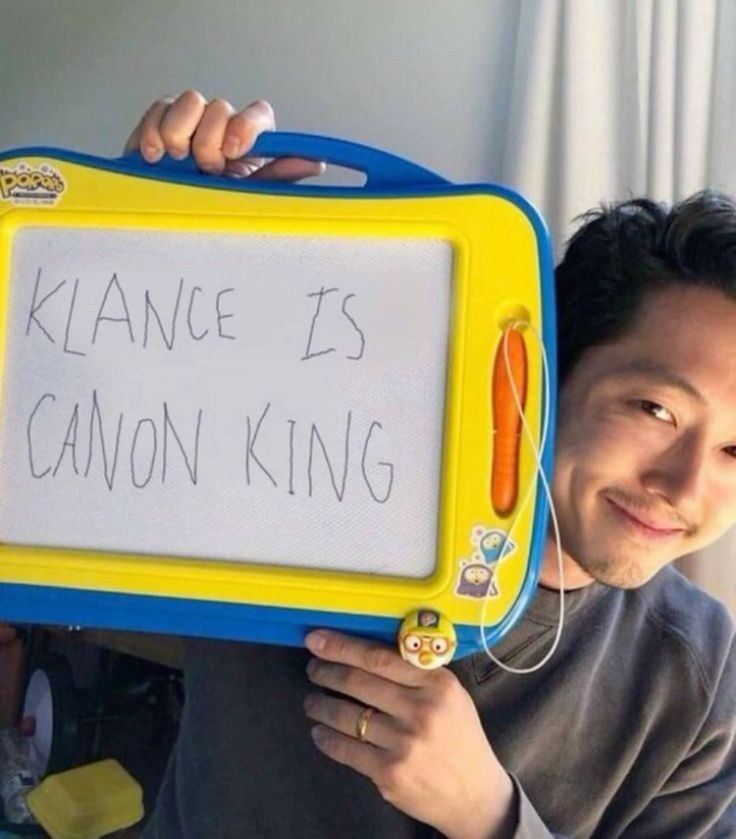 literally love steven yeun so much