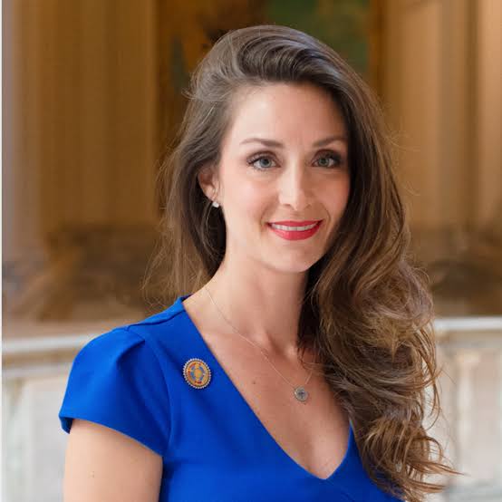 Since 2019, Oklahoma First Lady Sarah Stitt has led the charge to ensure incarcerated and formerly incarcerated Oklahomans have a second chance to live fulfilling and productive lives. 

Read more about her efforts and why she believes in #secondchances: bit.ly/4cN9Dfi