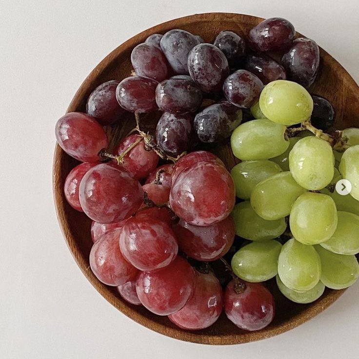 ytdemotivation's tweet image. choke on grapes for james marriott!! 
(non-mcyt req)