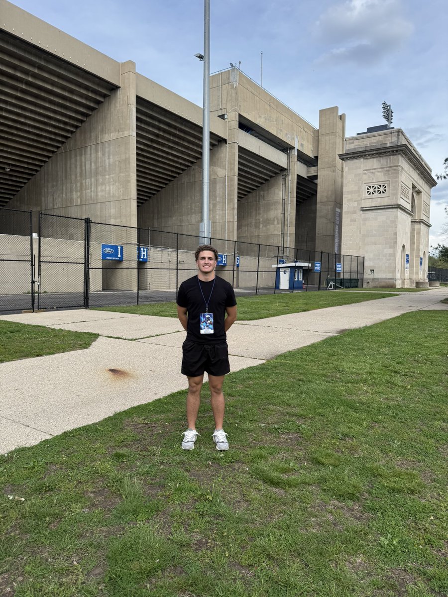 Carter Dowell (@dowellcarter0) on Twitter photo Had a great visit at Indiana State today. Enjoyed talking to <a href="/CoachJayBanks/">Jalen Banks</a> and
<a href="/CmalryMallory/">Curt Mallory</a> today and thank you <a href="/coachflyger/">Austin Flyger</a> again for the invite! <a href="/TBHS_Football/">Troy Buchanan Football</a> <a href="/Coach_Wiggers/">Brett Wiggers</a> Had a great visit at Indiana State today. Enjoyed talking to <a href="/CoachJayBanks/">Jalen Banks</a> and
<a href="/CmalryMallory/">Curt Mallory</a> today and thank you <a href="/coachflyger/">Austin Flyger</a> again for the invite! <a href="/TBHS_Football/">Troy Buchanan Football</a> <a href="/Coach_Wiggers/">Brett Wiggers</a>