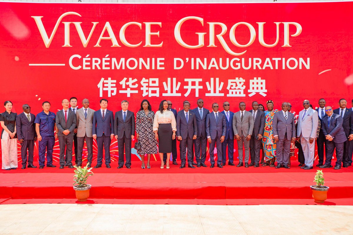 Manu_EllaSantos's tweet photo. Ravie de participer à l’inauguration de Vivace Group dirigée par le Président de l’Assemblée Nationale, représentant SEM@FEGNASSINGBE . 
Ce fut également l’occasion pour la pose de la Première Pierre de l’Unité textile ATMS, confirmant notre potentiel d’opportunités à saisir dans ce secteur.
Félicitations aux promoteurs pour leur engagement et tous nos vœux de réussite!!
#GouvTg
#InvestInTogo
#Togo