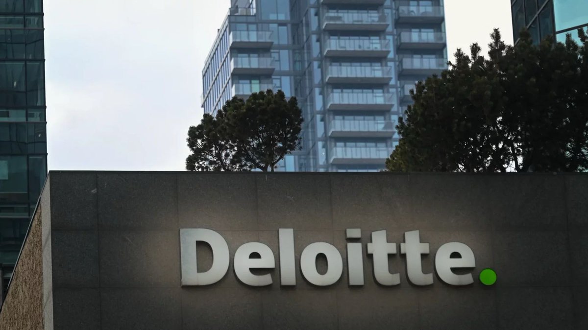 JUST IN: DELOITTE FORECASTS TOKENIZED REAL ESTATE MARKET COULD HIT $4 TRILLION IN 10 YEARS

DRIVEN BY LOANS, FUNDS, AND LAND DEVELOPMENT

Source: <a href="/CoinDesk/">CoinDesk</a>