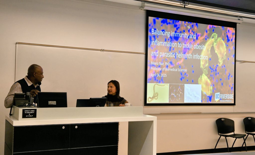 Dr. Deanna Santer (@drdeannasanter) on Twitter photo Amazing talk by Dr Meera Nair today related to helminths, macrophages & type II immunity + intriguing data on how the immune phenotype differed depending on if male or female animal ππ»ππ» Thankful she made the long trip up from Californiaπ
<a href="/UM_Immu/">Dept of Immunology @ UofM</a> <a href="/UM_RadyFHS/">U of M Rady Faculty</a> <a href="/drleish/">Jude</a> Amazing talk by Dr Meera Nair today related to helminths, macrophages & type II immunity + intriguing data on how the immune phenotype differed depending on if male or female animal ππ»ππ» Thankful she made the long trip up from Californiaπ
<a href="/UM_Immu/">Dept of Immunology @ UofM</a> <a href="/UM_RadyFHS/">U of M Rady Faculty</a> <a href="/drleish/">Jude</a>