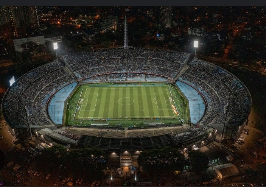 <a href="/AirbagInfo/">AIRBAG</a> <a href="/AIRBAGoficial/">Patricio Sardelli</a> <a href="/GuidoAIRBAG/">Guido Armido</a> <a href="/GastonSardelli/">Gastón Sardelli</a> ya que andan dando rt al estadio en Perú, en Uruguay tenemos el estadio centenario, no se olviden de nosotros plis 🇺🇾🫶