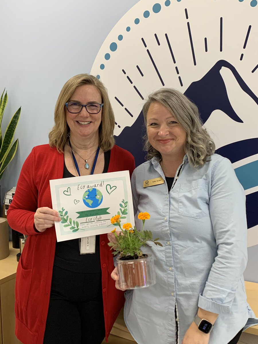 Mrs Butler and Mrs Tucker received an Eco Award from our Eco Team for initiating a battery recycling program. Aren’t they fabulous! <a href="/ARichardsonOCSB/">Ms. Richardson</a> <a href="/ocsbEco/">ocsbECO</a>