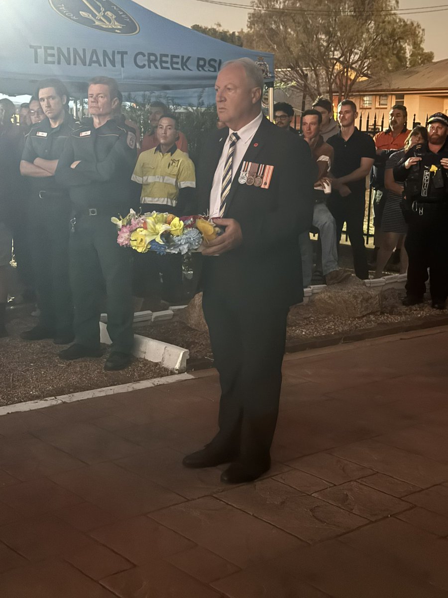 SteveEdgoMLA's tweet photo. A good turnout for this morning’s Dawn Service at the #TennantCreek RSL.

Great to see a number of young people including those from the #StarsFoundation and the #ClontarfFoundation at the service. https://t.co/zPcHsSTURa