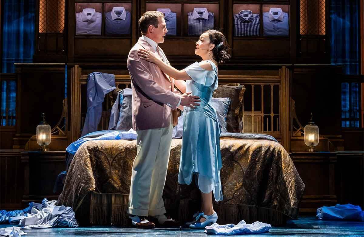 ★★★★ Review: The Great Gatsby – F Scott Fitzgerald’s classic story of dashed American dreams becomes an impressive glitzy rom-com musical <a href="/LondonColiseum/">London Coliseum</a> <a href="/LDNGatsby/">LDNGatsby</a> 

Read The Stage's review 👉 thestage.co.uk/reviews/the-gr…