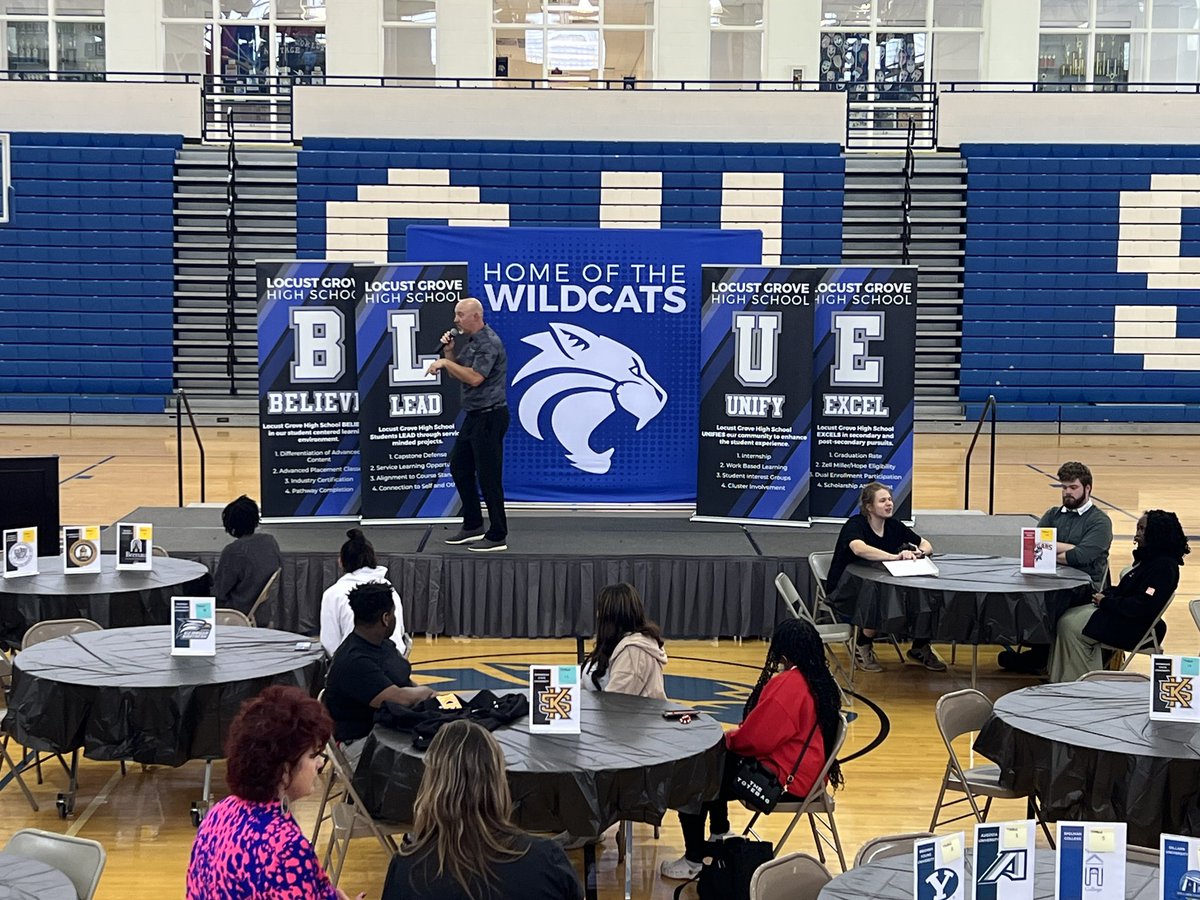 Lisa Pearce tweet media