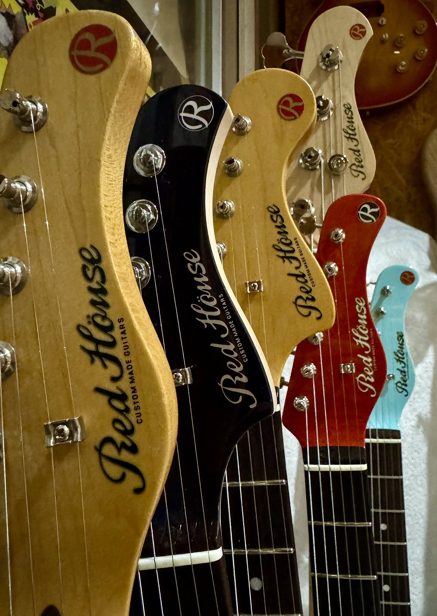 Red House Guitars (@RedHouseGuitars) / X Red House Guitars (@RedHouseGuitars) / X