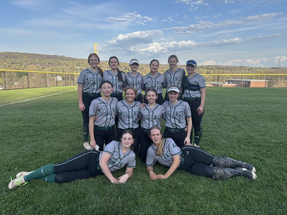 The Lady Mustangs improved to 3-2 with the 15-0 win over Mexico in 5. Kendall LaManche &amp; Janzen Long combined for the shut out each giving up 1 hit. LaManche had 2 hits &amp; scored 3 times while Long had the only extra base hit driving in 3. 🥎🐎💚 <a href="/PatSpadafore/">Pat Spadafore</a> <a href="/blackwell_phil/">Phil Blackwell</a>