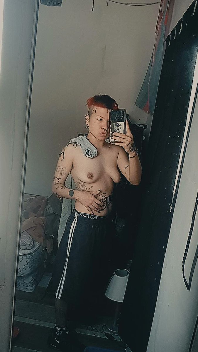 Y vos ya te cogiste un pibe con tetas?🥵