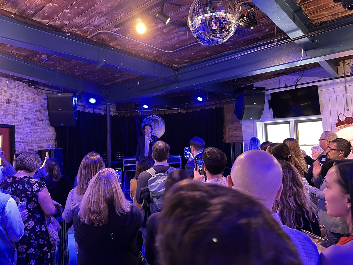 SamuelWBell's tweet image. Great to be here with @davidhogg111 supporting building a strong Democratic Party that actually fights.