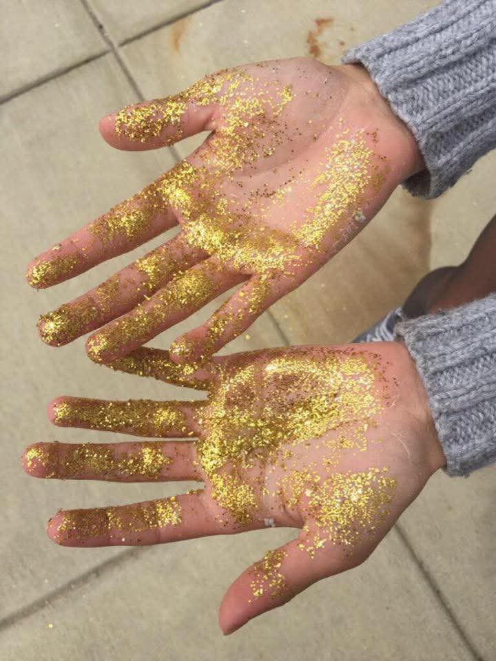 daddy whorebux tweet media