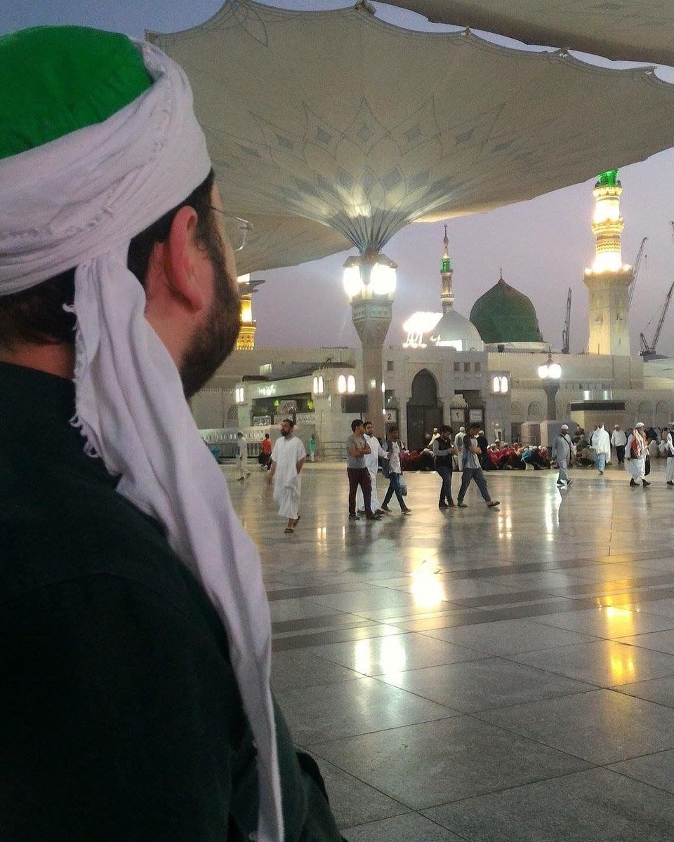 assofia3's tweet photo. الصلاة والسلام عليك يَا رُوحَ الكَائِنَاتِ، يَا أَحْمَدَ يَا باب اللَّهِ ، يَا رُوحَ الكُلِّ ، يَا غَوْثَ الكُلِّ ، يَا مِحْرَابَ القبول ، يَا آيَةَ التَّدَلِي ، يا مَظْهَرَ التَّجَلِّي ، أَغِتْ وَتَكَرَّمْ بِالرِّضَا وَالعَطْفِ ، يا من إِذا أنعمت  أَنْعَمَ اللهُ عليك
#المتمم 📘 https://t.co/w8T2AuJNlS