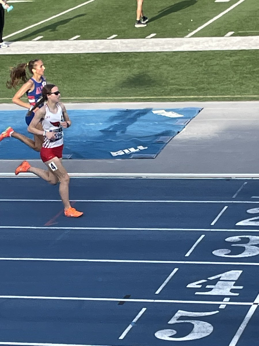 MaqGirlsTrack's tweet photo. Congratulations to Izzy Hardin who broke her own school record at the Drake Relays with a time of 10:07.75 finishing in 9th place! https://t.co/bwf4lP2jDX