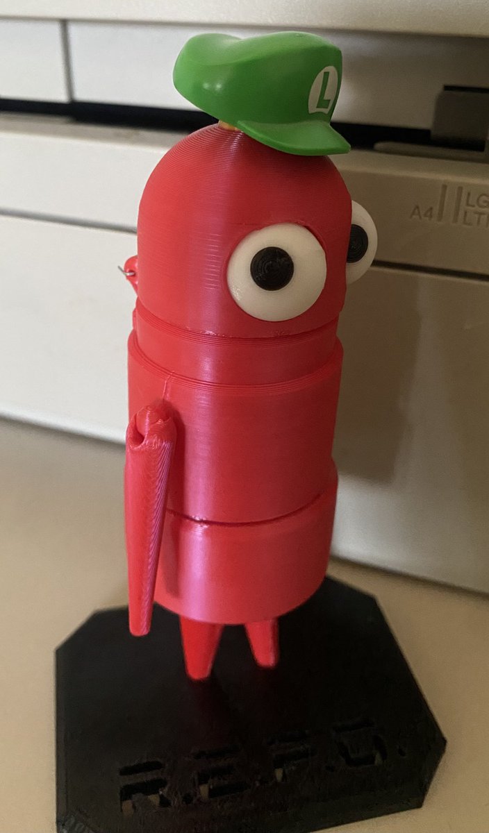 snilifing7290's tweet photo. Pedi un Repo-Bot en 3D
Llame ahora:
882-996-REPOBOT

Na siendo sinceros valió la pena por como 1 dólar nomas 
(80 pesos Mexicanos) https://t.co/1u0nPtloIF