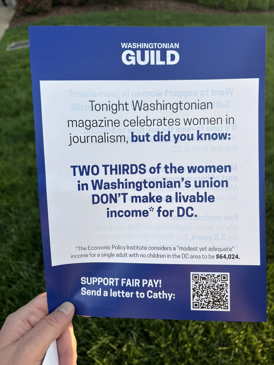 WashGuild's tweet image. While @washingtonian celebrated women in journalism at a fancy party tonight, the magazine’s staff was once again outside the event fighting for living wages!