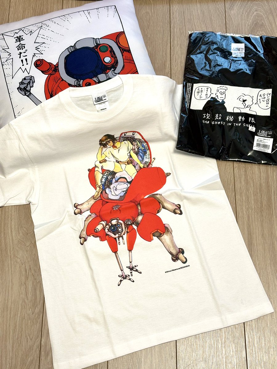 「Tシャツどれも素敵で全部欲しくなりました!(^w^)絵がカッコいいからどれもTシ」|ハズ🌟4/22OPVRフリュー本のイラスト