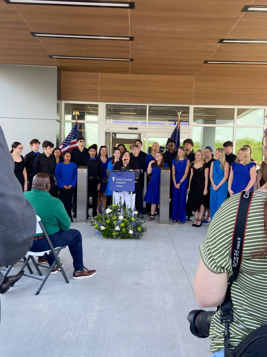 So honored to be asked to sing for the Ribbon Cutting ceremony at the new Med Center Glasgow! Proud of our Scottie Singers for taking care of business and doing a fabulous job!! 💙