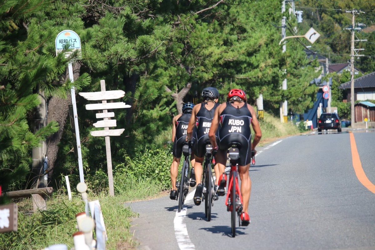 九州大学トライアスロン部GAIAです！

本日は陸上競技場横の駐車場でバイク会を行います！ロードバイクの疾走感を体感しましょう🚴‍♂️

16:30 総合体育館よこ部室棟 集合
