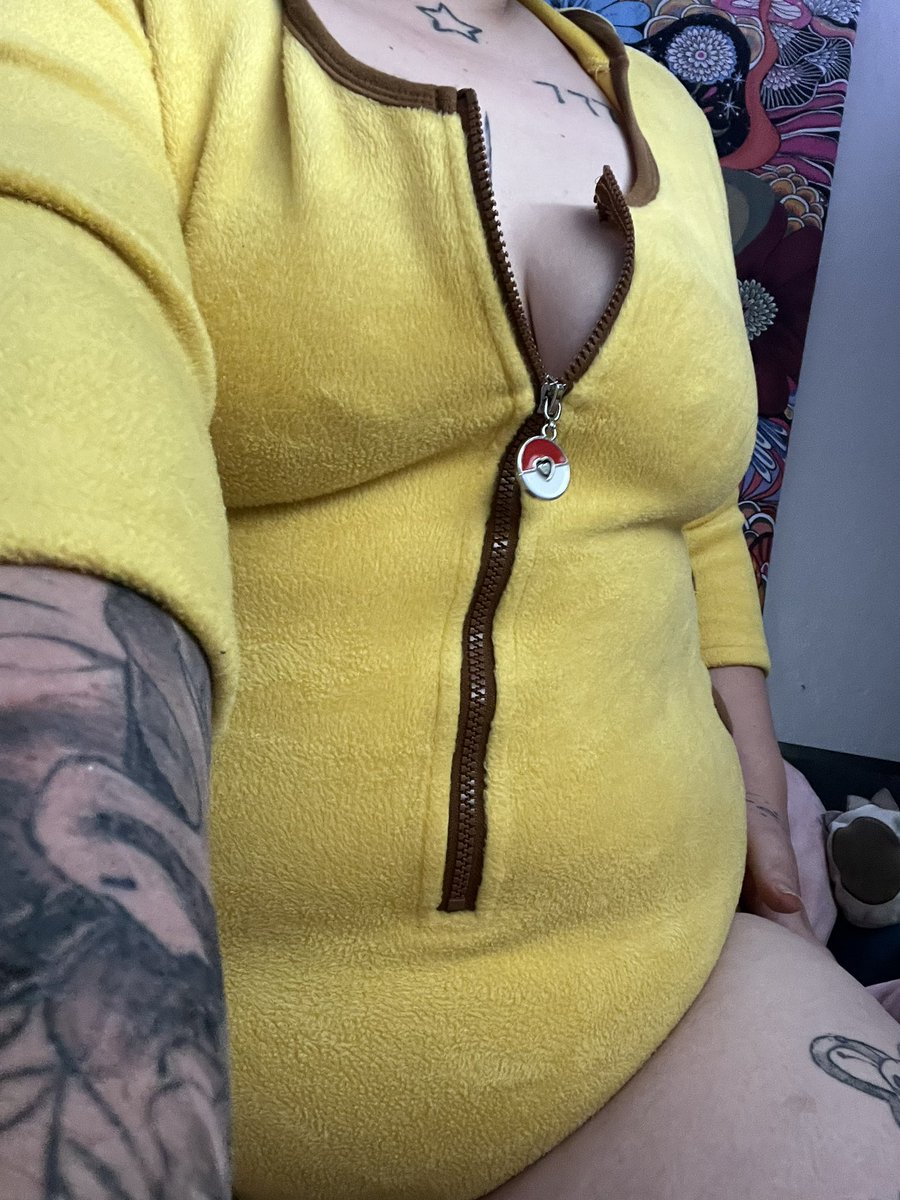 booger_z's tweet photo. would you choose me #pikachu #nsfwtwtًً https://t.co/hokVRZElX0
