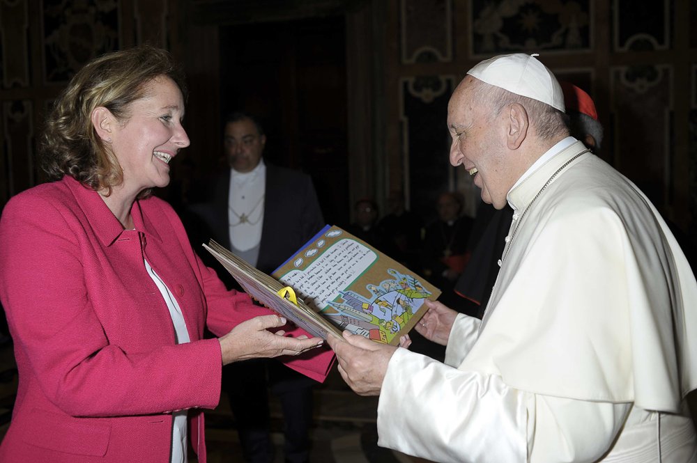 Pope Francis was a passionate advocate of children and young people, inspiring them to put faith into action.

Our Head of Education, Monica Conmee, was able to present him with an album showing the actions young people had taken after hearing the message of Laudato Si'.