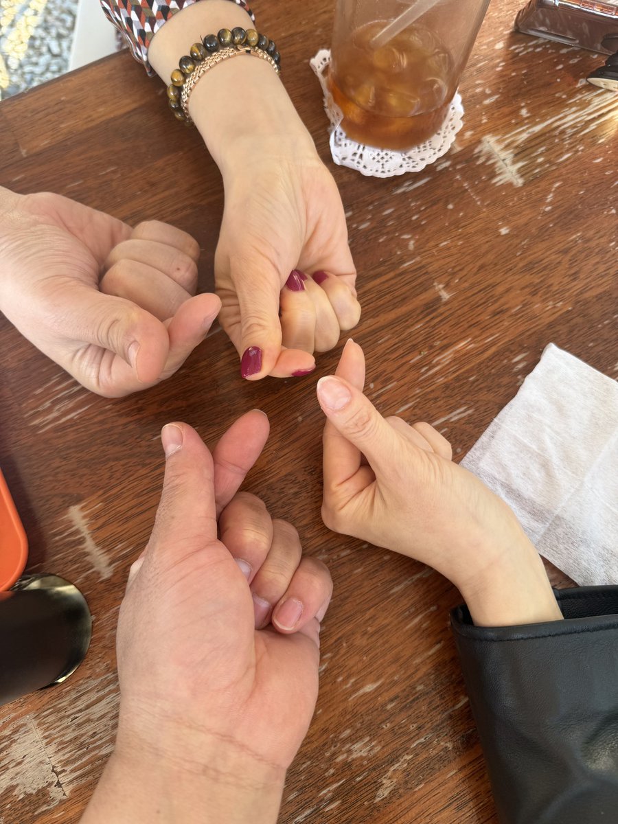 오늘도 한게임 중~^^  
주로 별내 갈매 다산에서 스크린
칩니다. 평일 낮에 즐겁게 한게임 하실 분들 편하게디엠 주세요~~  돈내기 안하니까 걱정 마시고요 ㅋㅋㅋㅋㅋ #스크린 #건오 #야스 #초대남
건전도 조쿠 야스도 조쿠~~~  
라운딩도 갑니다~~^^