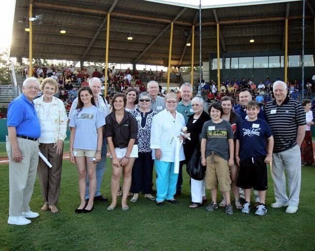 15 years ago tonight, the switch was flipped to dedicate a new state of the art field lighting system at Kirsch-Rooney Stadium, marking a major milestone in the facility’s post-Katrina recovery and allowing night baseball to return to the area.

Photos: delgadoathletics.com/galleries/base…