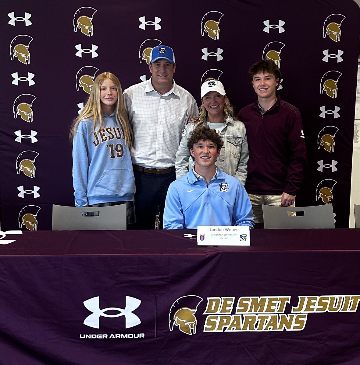 DeSmet Jesuit Soccer (@desmetsoccer) on Twitter photo Congratulations Landon and the entire Weber family! Best of luck at Creighton University! <a href="/gocreighton/">Creighton Bluejays</a> #allin Congratulations Landon and the entire Weber family! Best of luck at Creighton University! <a href="/gocreighton/">Creighton Bluejays</a> #allin