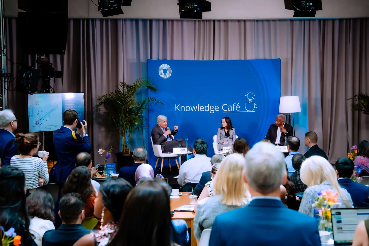 World Bank Group tweet media