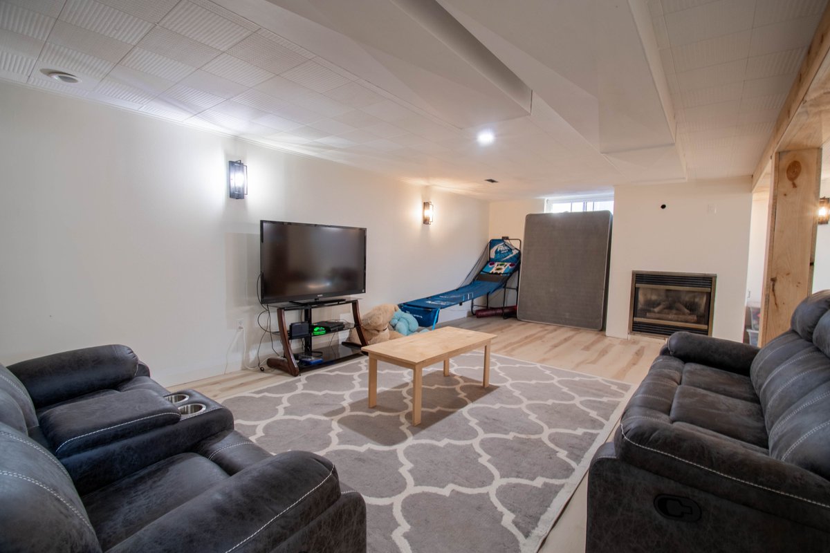 Welcome to this beautifully renovated all-brick ranch, where style, functionality, and comfort come together seamlessly. Nestled in a sought-after neighborhood, this move-in-ready 3-bedroom, 2-bathroom gem offers a spacious and versatile layout perfect for everyday living.