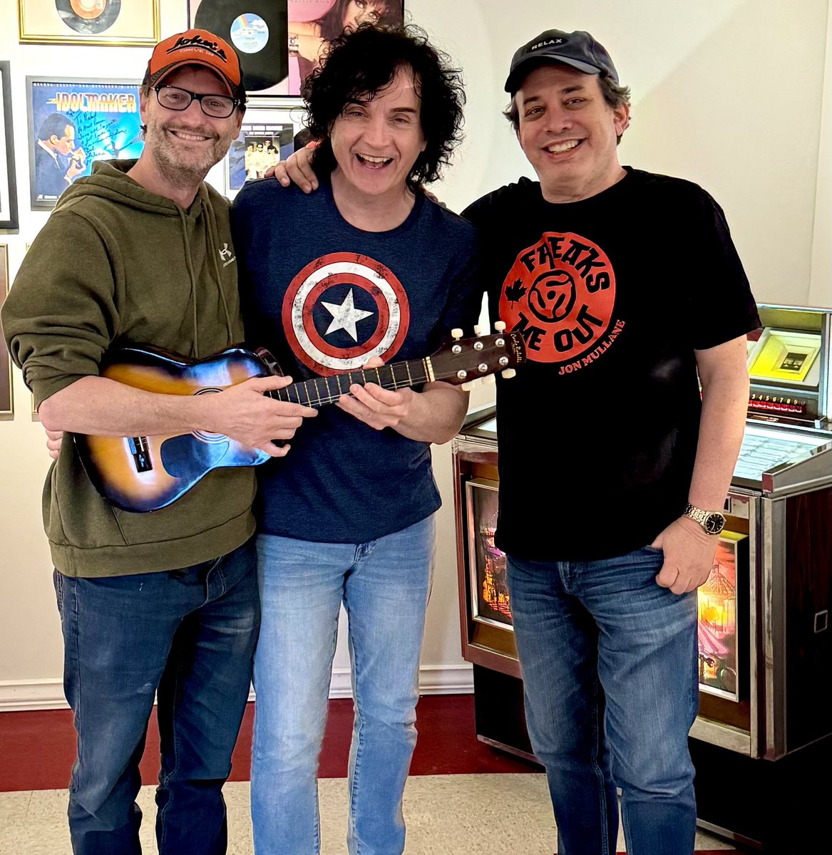 Wrote another rocker today with ⁦<a href="/JonMullane/">Jon Mullane</a>⁩ &amp; ⁦<a href="/ScottBarrier/">Scott Barrier</a>⁩ . #JonMullane