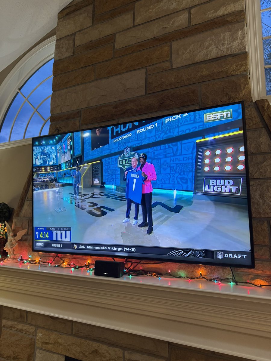 I’ll never forget the day the Cleveland Browns pulled an all time blunder in not drafting Travis Hunter